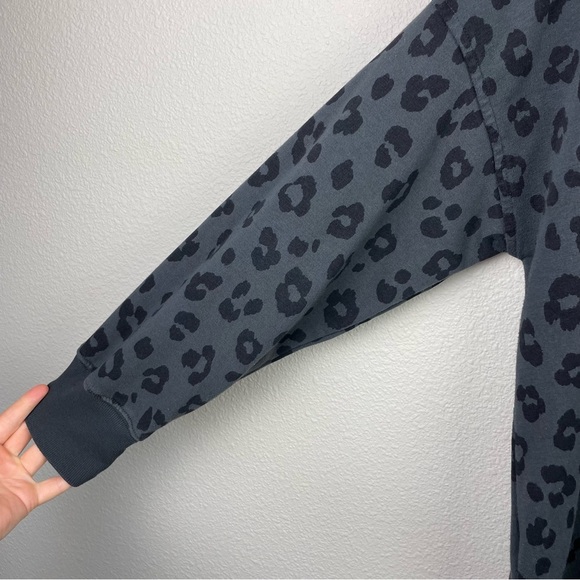 Old Navy Women's Large Oversized Vintage Leopard-Print Tunic Sweatshirt Black - Picture 11 of 16